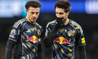 欧冠八强战术解析：曼城与巴黎的较量，谁能笑到最后？