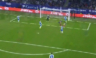 2-0，巴萨完胜西甲第5，8连胜+领先皇马7分，奥尔莫飙无敌世界波