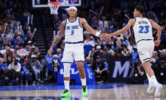 班凯罗23+8+8锡安22分 魔术逆转鹈鹕