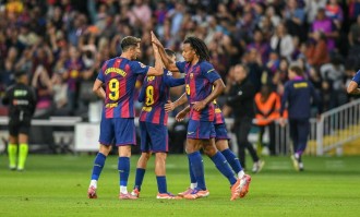 西甲-亚马尔助攻莱万破门 巴萨连场逆转2-1皇家社会登顶