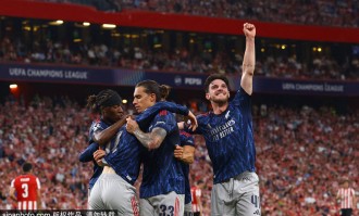 欧冠-马丁内利与特罗萨德替补互相传射 阿森纳2-0毕巴