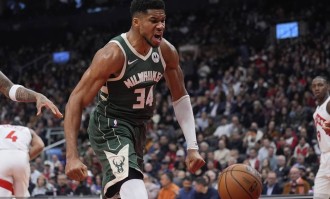 美记：字母哥想去大城市球队 还能竞争总冠军