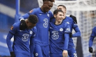 7500万封神！戴帽狂打脸，切尔西弃购中锋真相藏不住了